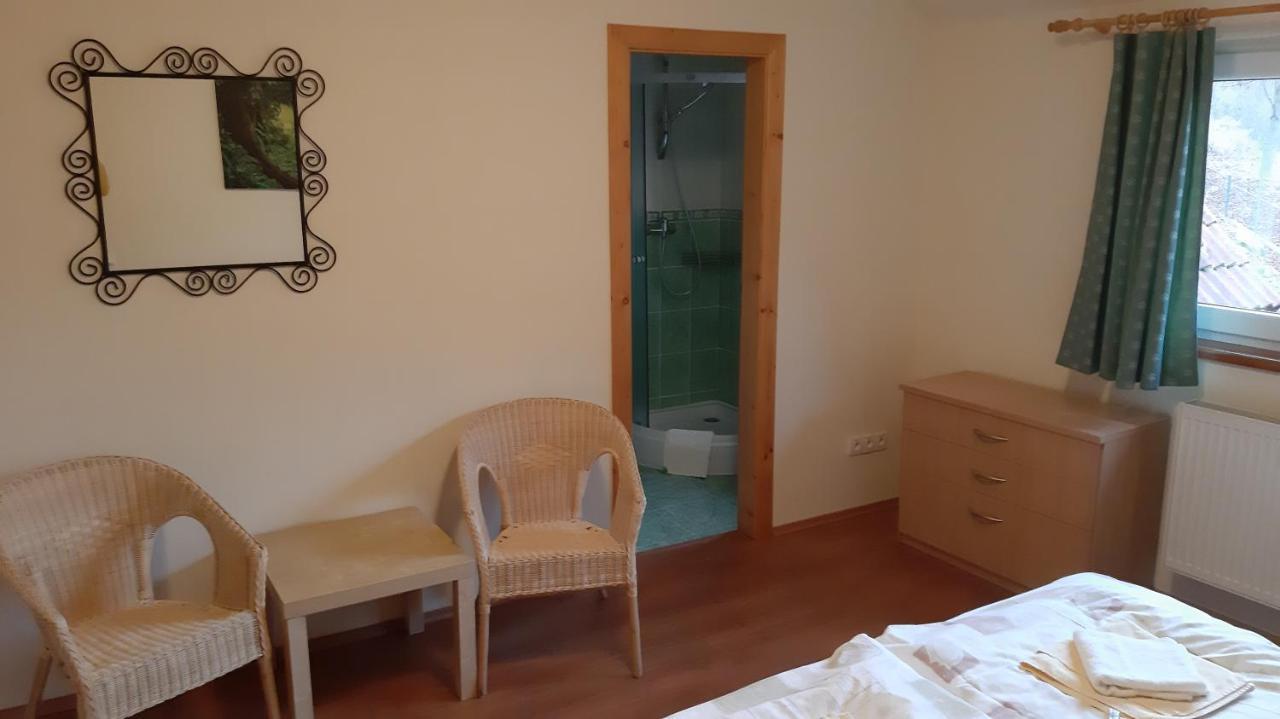 Penzion Pri Studnicke Omastina Bagian luar foto