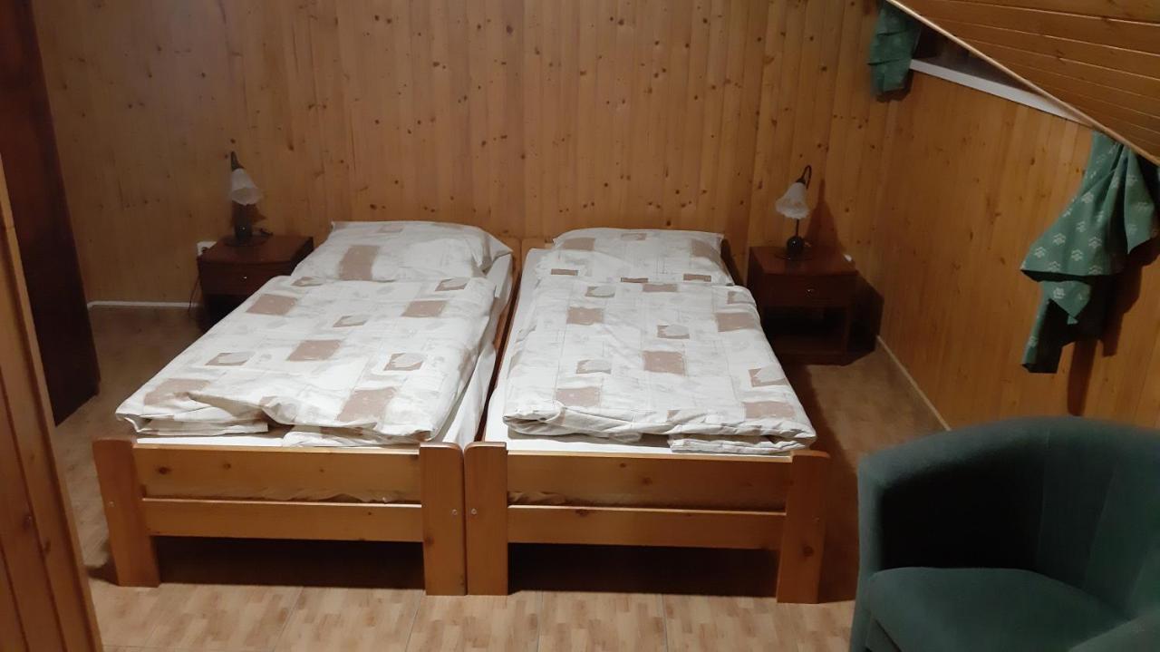 Penzion Pri Studnicke Omastina Bagian luar foto