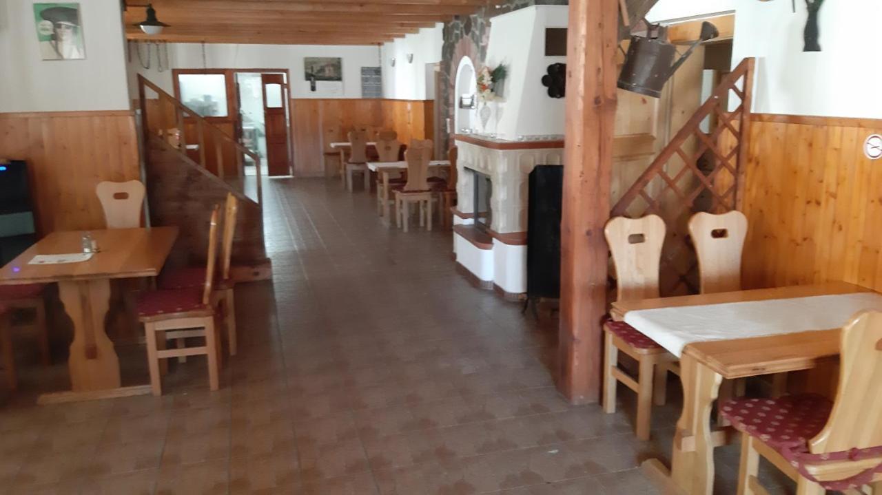 Penzion Pri Studnicke Omastina Bagian luar foto