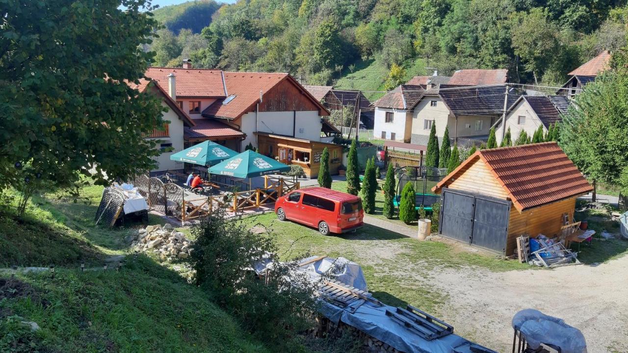 Penzion Pri Studnicke Omastina Bagian luar foto