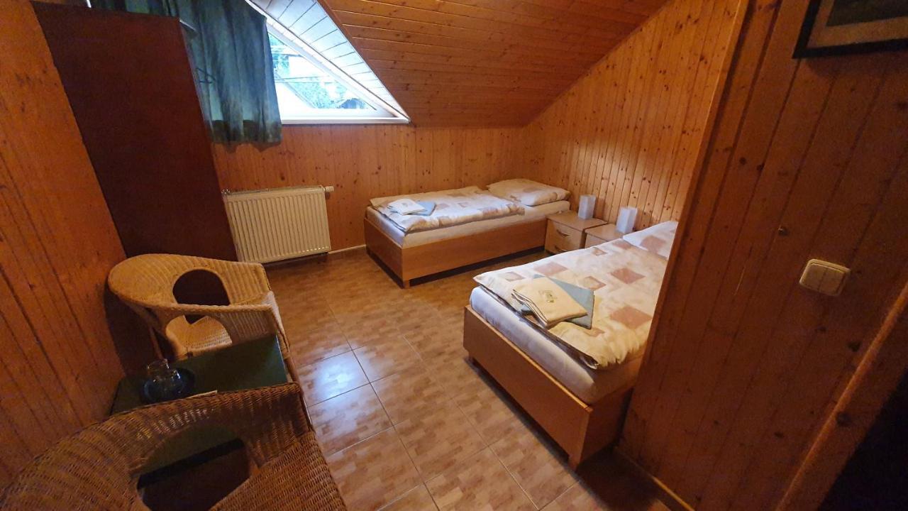 Penzion Pri Studnicke Omastina Bagian luar foto