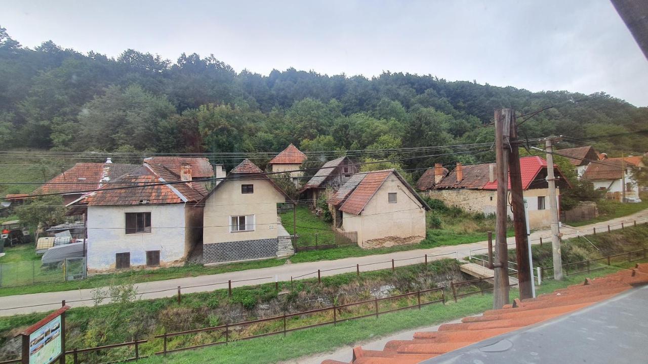 Penzion Pri Studnicke Omastina Bagian luar foto