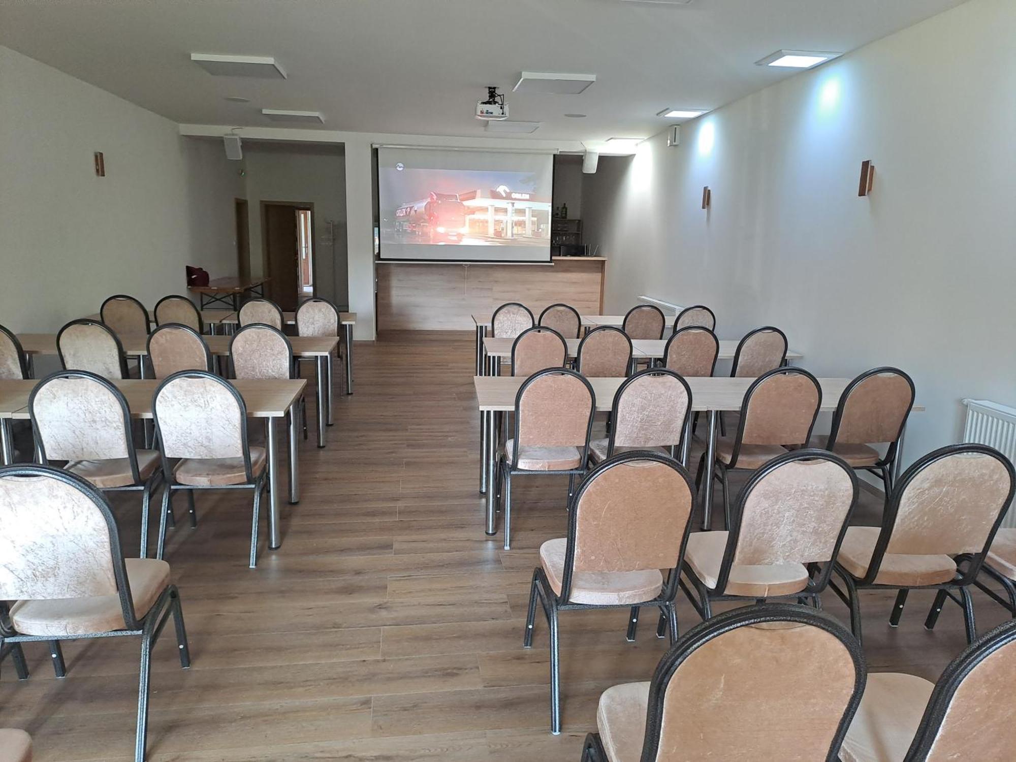 Penzion Pri Studnicke Omastina Bagian luar foto